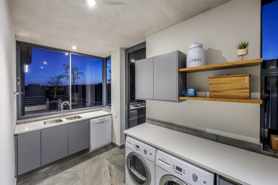 4 Bedroom Property for Sale in Vygeboom Western Cape